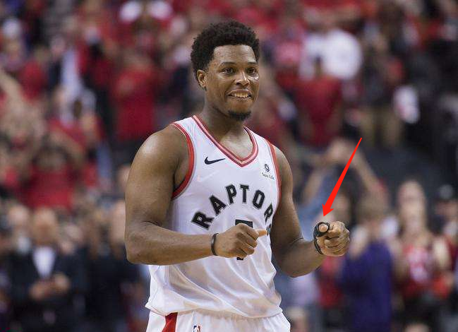 上场时间不 上场时间不