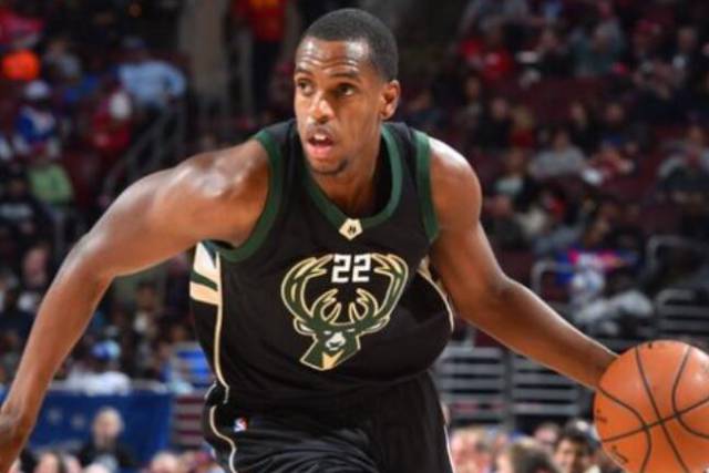 战术角度看 战术角度看